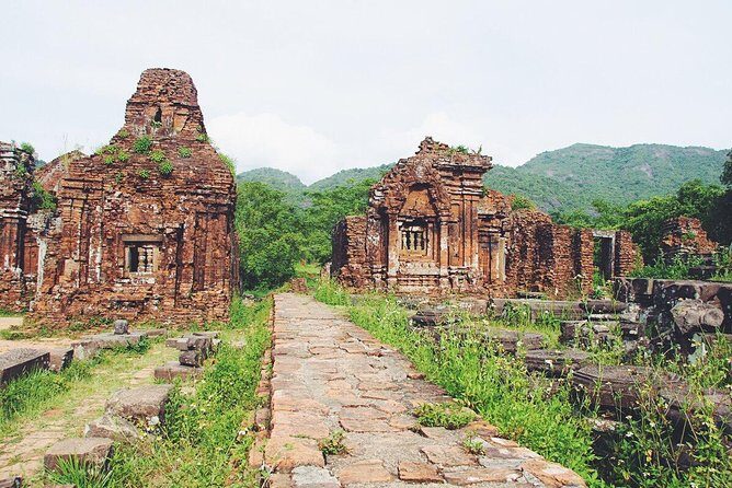 My Son Sanctuary - Hoi An Highlights: PRIVATE Full-day Tour from Da Nang - Hoi An Ancient Town morning: bridges, assembly halls, and the fish market