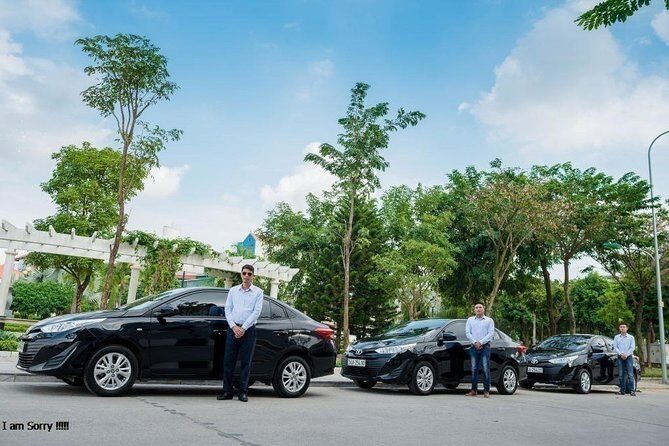Private car transfer from Hoi An to Da Nang Airport( 1 way ) - Pick-up and Drop-off: How the Driver Finds You