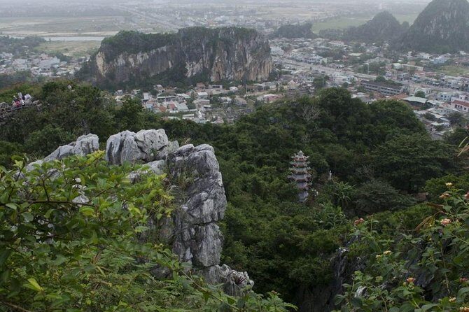 Private Da Nang City Tour-Food, Sightseeing, Culture, Hidden Gems - Han Market free time: snacks, artisan goods, and sensible shopping