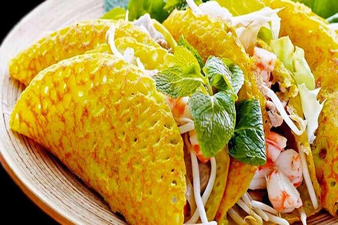 Private Danang Hidden Food Walking Tours by Original Tastes - The private format: an English local host and a pace you control