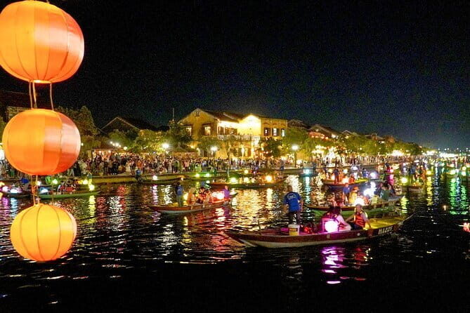 Private HoiAn Ancient Town Night Market Street food tour by Night - Key things to know before you go