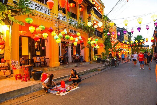 PRIVATE TOUR Marble Mountains-Hoi An Old town-Night Market-Boat - Marble Mountains: caves, pagodas, and the sculptor’s side trip