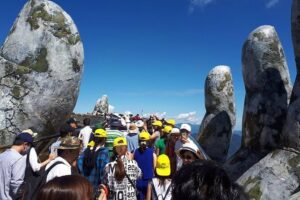 Round trip Transfer from Danang to Ba Na hills for Golden Bridge - Cable cars and tickets: what’s included vs what you pay