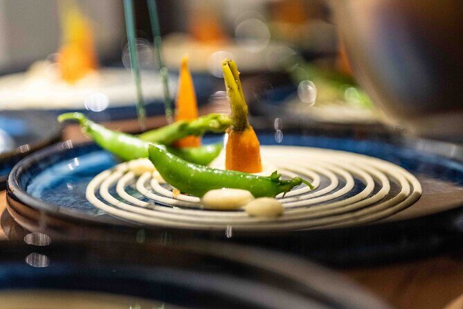 Secret Gourmet Dining Experience in Da Nang - Social Dining vs Private Dining: Picking the Right Vibe