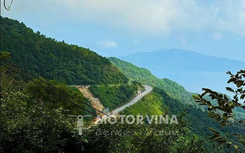 Top Gear Hai Van Pass Motorbike Adventure - by Motorvina - Small Group Riding and What “English Guide” Really Means Here